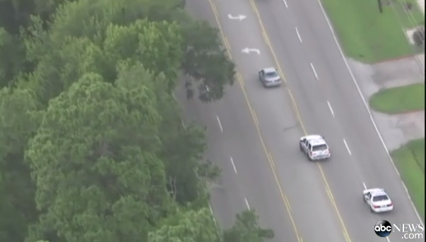 ΒΙΝΤΕΟ-Η στιγμή της καταδίωξης του δράστη στο Τέξας