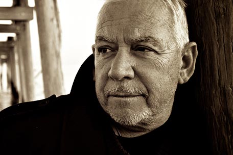 Ξεσήκωσε το κοινό ο Έρικ Μπάρντον