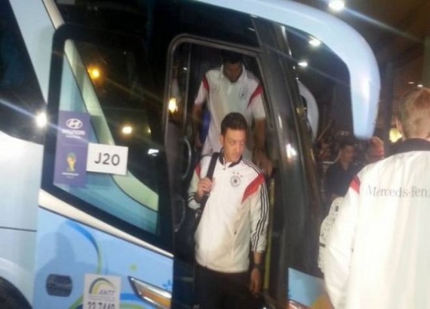 Το δώρο του Σβαϊνστάιγκερ σε μία μικρή θαυμάστρια