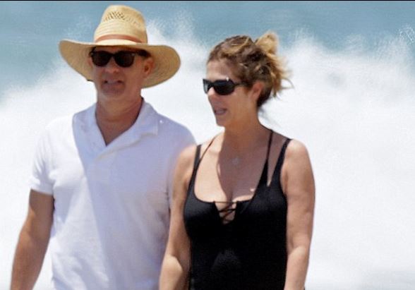 ΦΩΤΟ-Οι διακοπές του Tom Hanks στο Μαλιμπού