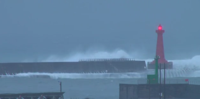 ΒΙΝΤΕΟ-Σαρώνει την Ταϊβάν ο τυφώνας Μάτμο