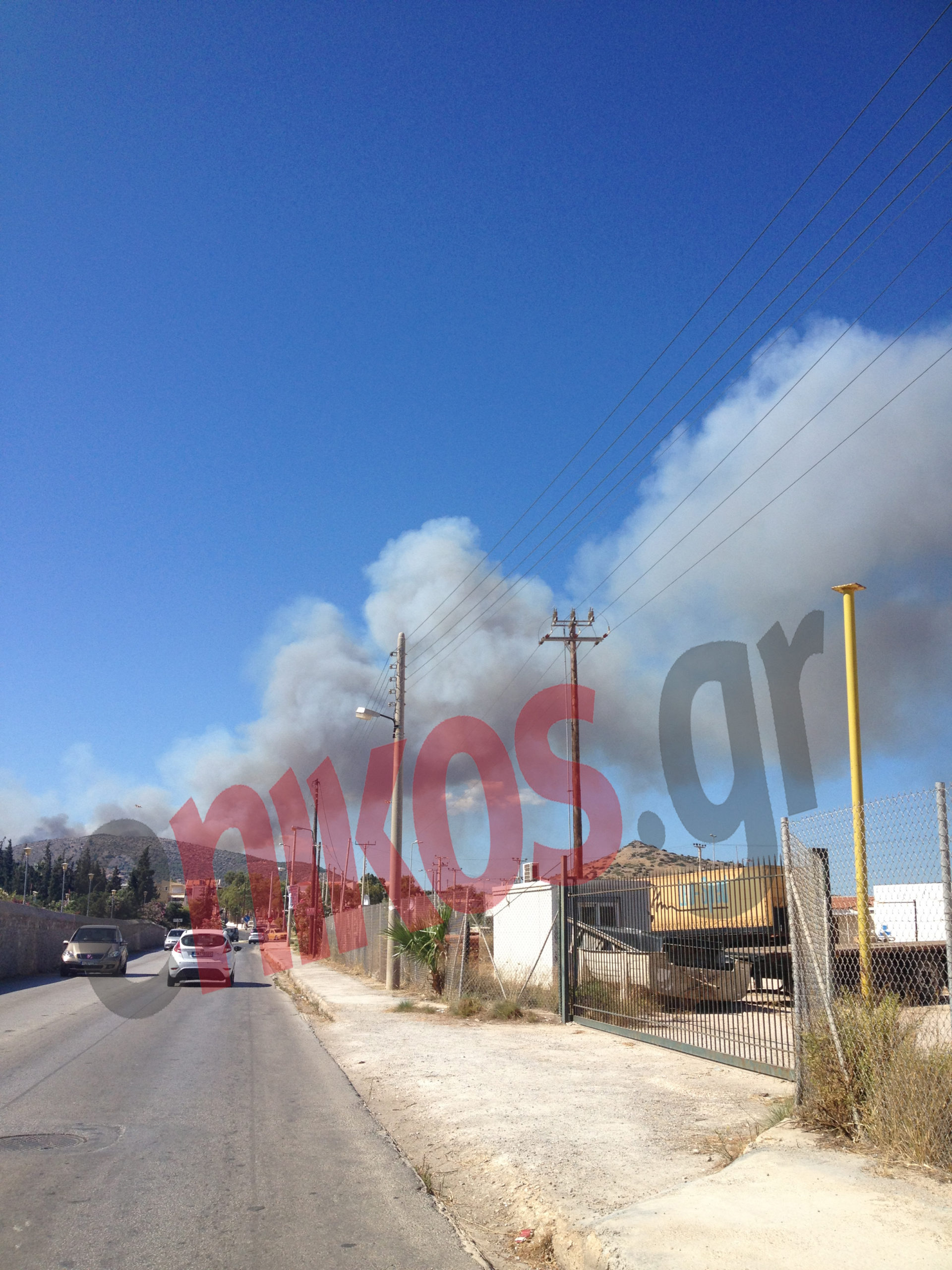 ΦΩΤΟ-Σώθηκαν τα σπίτια στην Κερατέα