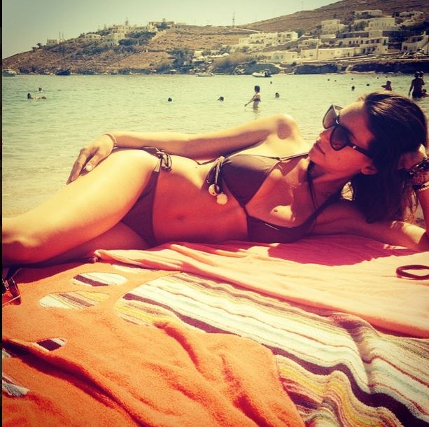 ΦΩΤΟ-Η ερωτευμένη Αθηνά Οικονομάκου