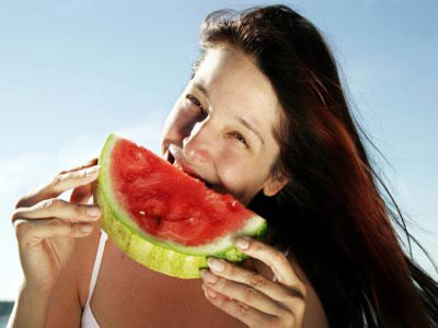 Τι πρέπει να τρώμε στον καύσωνα