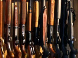 Με 9 όπλα συνελήφθη 31χρονος στα Χανιά