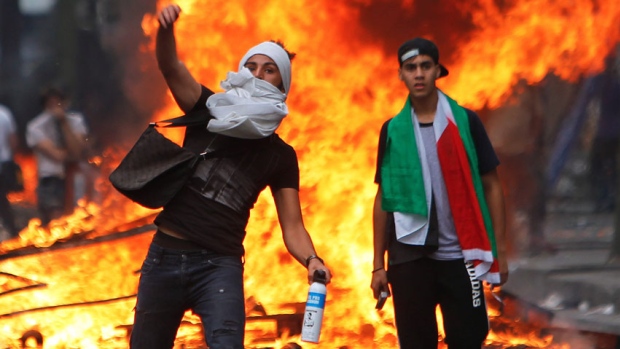 Συγκρούσεις στο Παρίσι για τη Γάζα