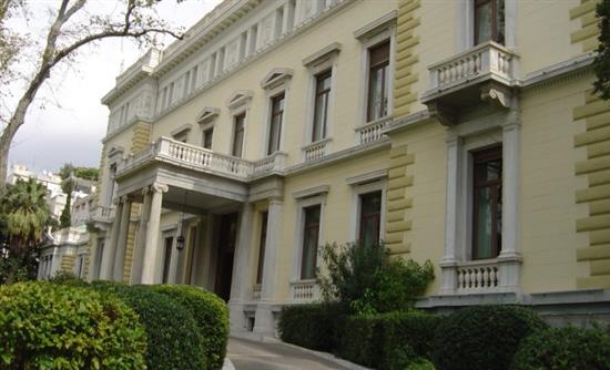 ΝΔ και εκλογή Προέδρου διχάζουν ΠΑΣΟΚ-ΔΗΜΑΡ