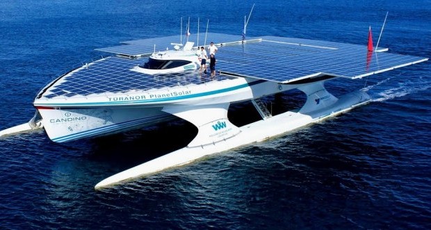 Στην Κόρινθο το μεγαλύτερο σκάφος που κινείται με ηλιακή ενέργεια