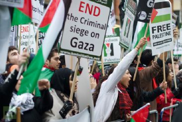 Με δακρυγόνα διέλυσαν αντι-ισραηλινές διαδηλώσεις