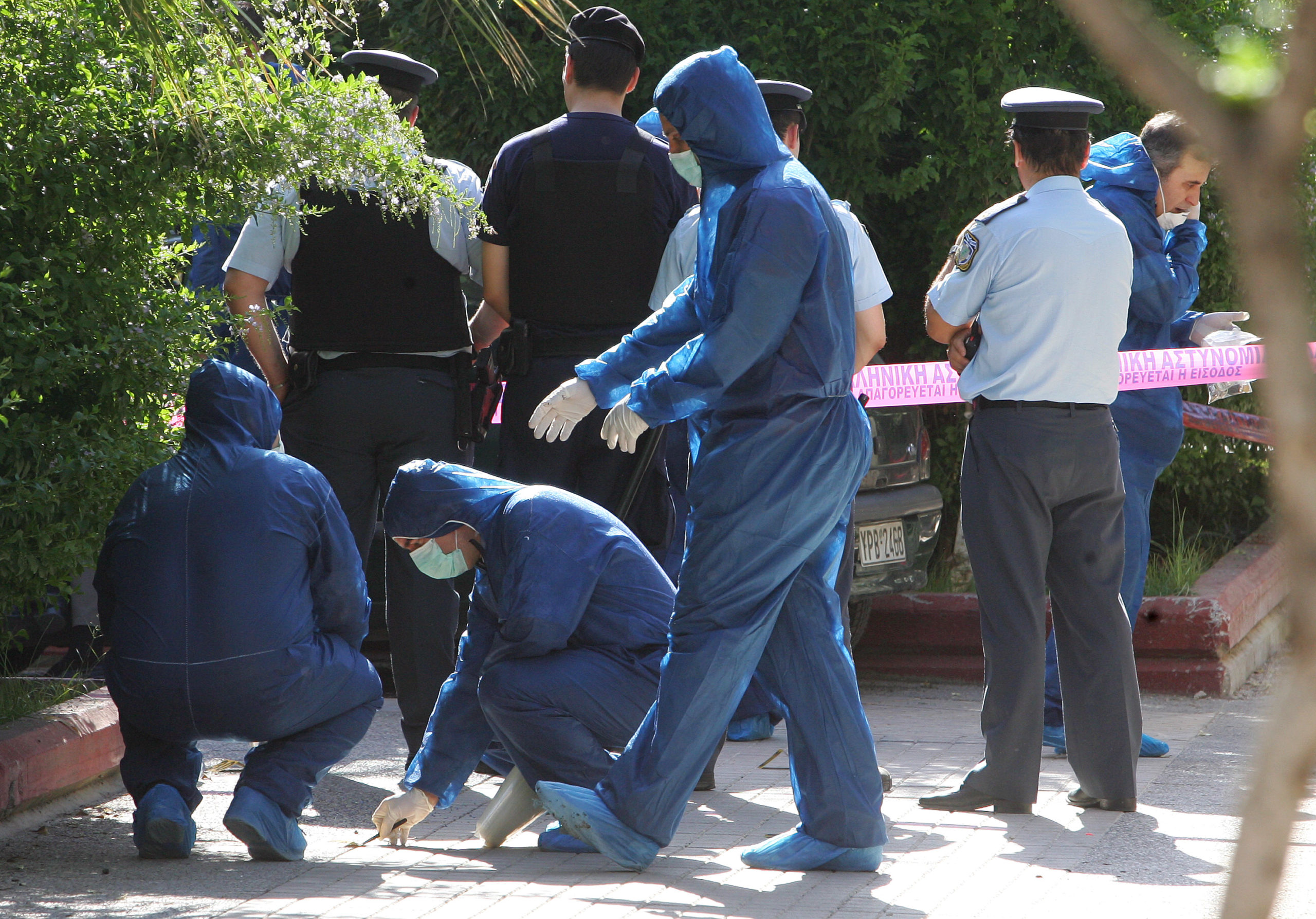 Τα κρησφύγετα του Μαζιώτη ψάχνει η αντιτρομοκρατική