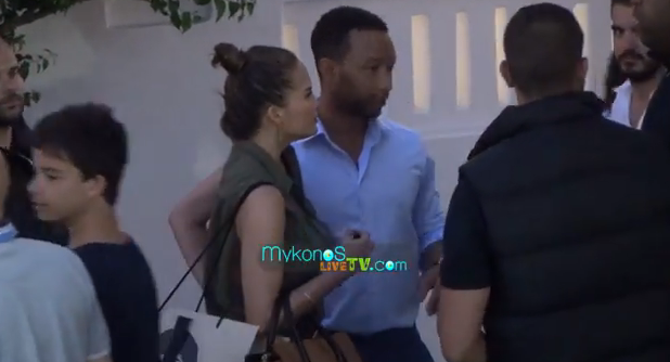 ΒΙΝΤΕΟ-Ο Τζον Λέτζεντ στην Μύκονο