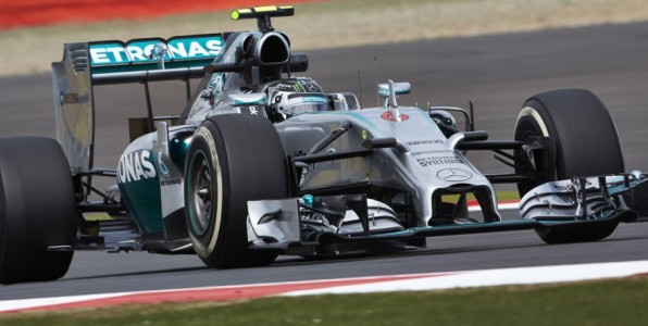O Rosberg πήρε την pole στο Silverstone