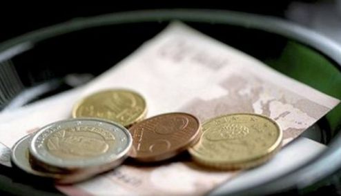 Φιλοδωρήματα αξίας… 100 εκατ. ευρώ