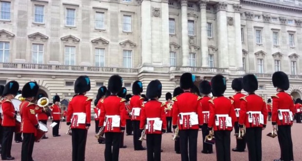 ΒΙΝΤΕΟ-Αλλαγή φρουράς υπό τους ήχους του Game of Thrones