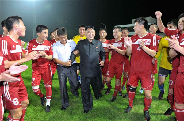 ΒΙΝΤΕΟ-Η Βόρεια Κορέα προελαύνει στο Μουντιάλ και πανηγυρίζει