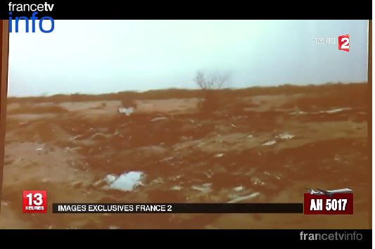 ΒΙΝΤΕΟ-Οι πρώτες εικόνες από τα συντρίμμια του αεροπλάνου της Air Algerie