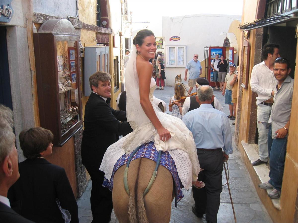 Παγκόσμιο όνειρο ο γάμος στην Ελλάδα