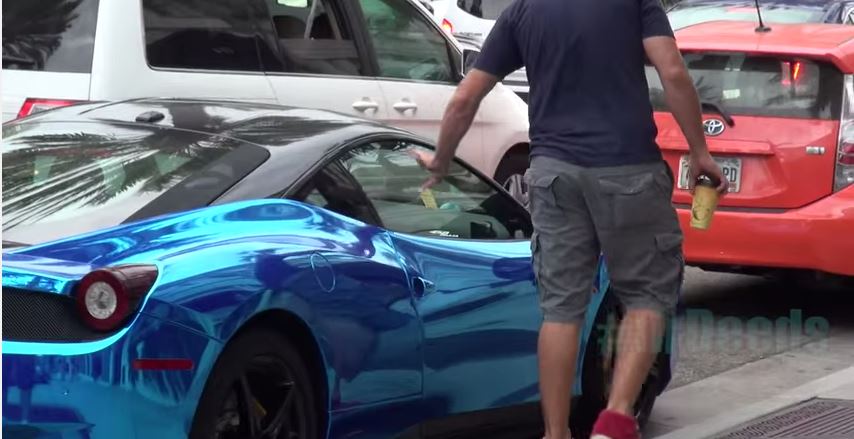 ΒΙΝΤΕΟ-Φάρσα σε κατόχους supercars