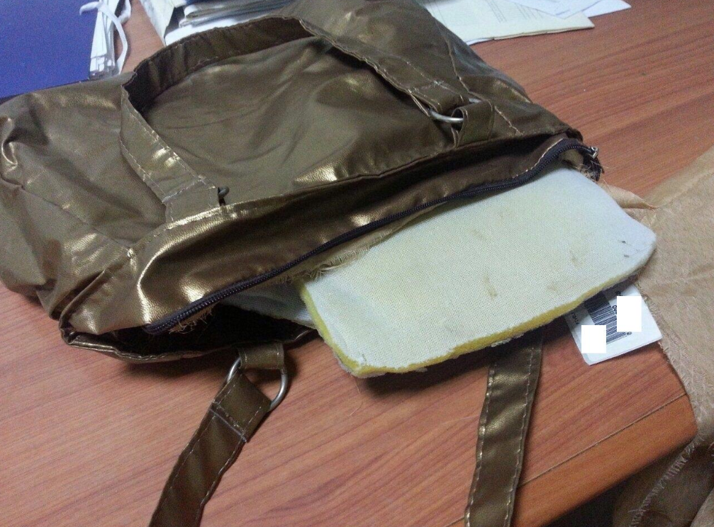 ΦΩΤΟ-Συνελήφθη 21χρονος για εισαγωγή κοκαΐνης στη χώρα