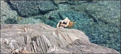 ΦΩΤΟ-Ελληνίδα ηθοποιός σε ρόλο… γοργόνας