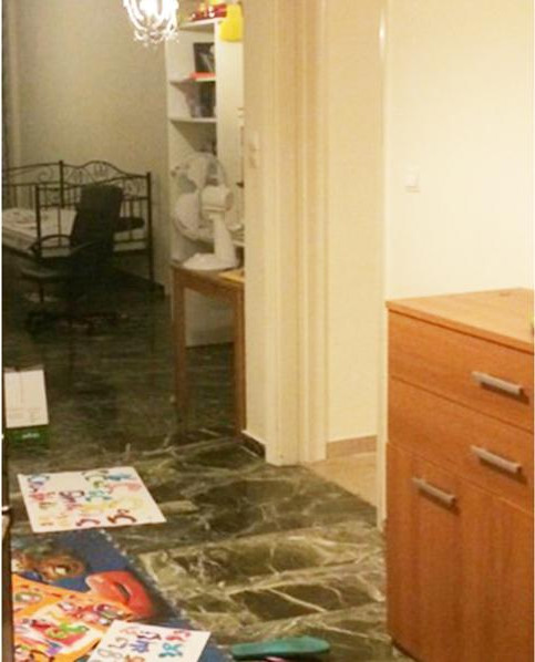 ΦΩΤΟ-Μέσα στο κρησφύγετο του Μαζιώτη