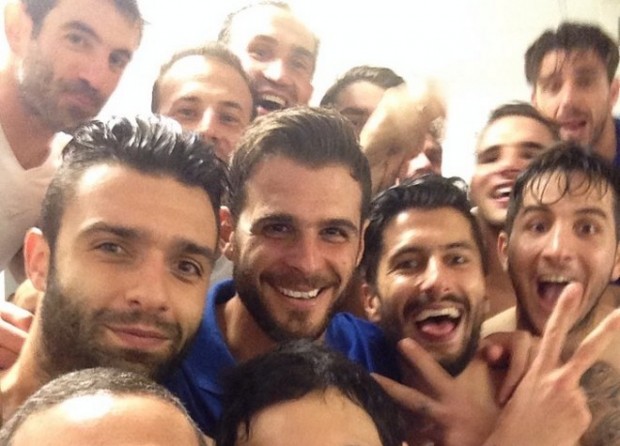 Ξεχάστε τις selfie, ήρθαν οι usie