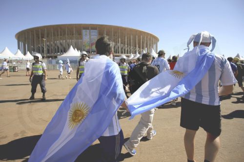ΦΩΤΟ-Η… ζέμπρα των φιλάθλων της Αργεντινής