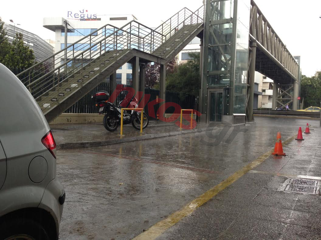 ΒΙΝΤΕΟ-Άνοιξαν οι ουρανοί στα βόρεια προάστια