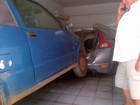 Ιχ από την πυλωτή στο… σαλόνι