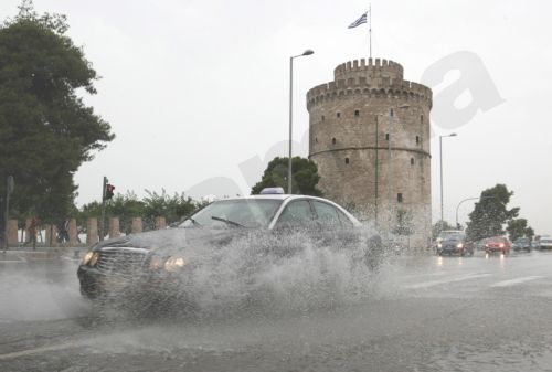Θεσσαλονίκη: Εξομαλύνεται η κυκλοφορία των οχημάτων