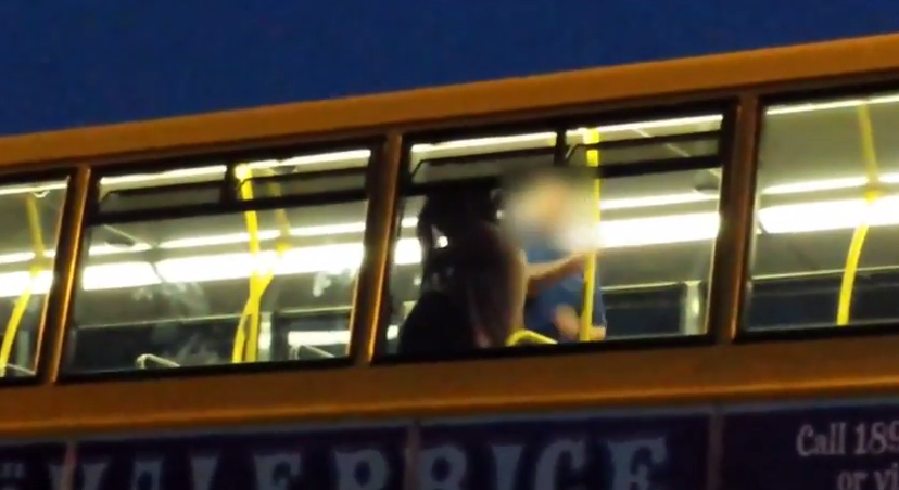 ΒΙΝΤΕΟ-Γυναίκα δέχθηκε άγρια επίθεση σε λεωφορείο
