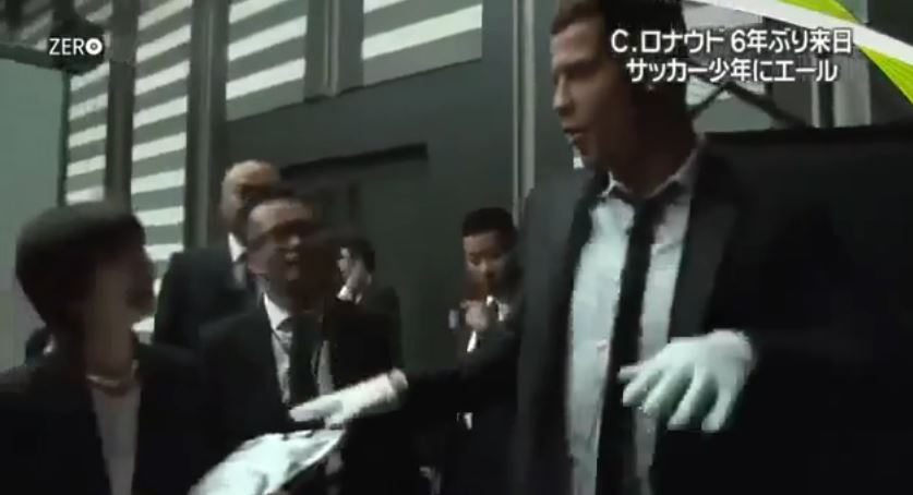 BINTEO-Ο Ρονάλντο μιμείται τον Μάικλ Τζάκσον