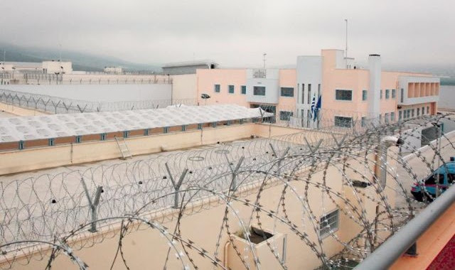 Οι πέτρες έκρυβαν… ηρωίνη