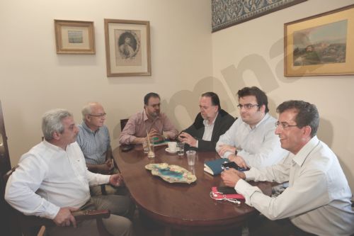 ΦΩΤΟ-Τι συζήτησαν ΠΑΣΟΚ-ΔΗΜΑΡ στο πρώτο ραντεβού