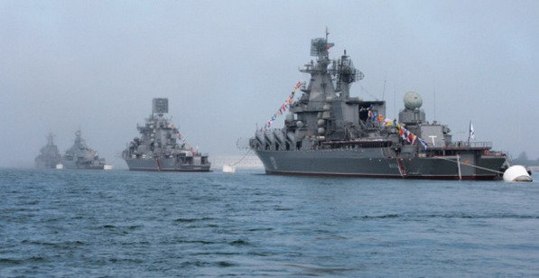 Η Μόσχα ενισχύει το στόλο της στη Μαύρη Θάλασσα