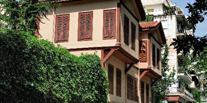 Καραβάνια Τούρκων στον Θερμαϊκό