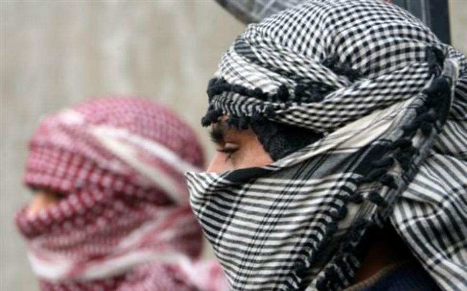 Τρομοκράτες κατέλαβαν αποθήκη χημικών όπλων