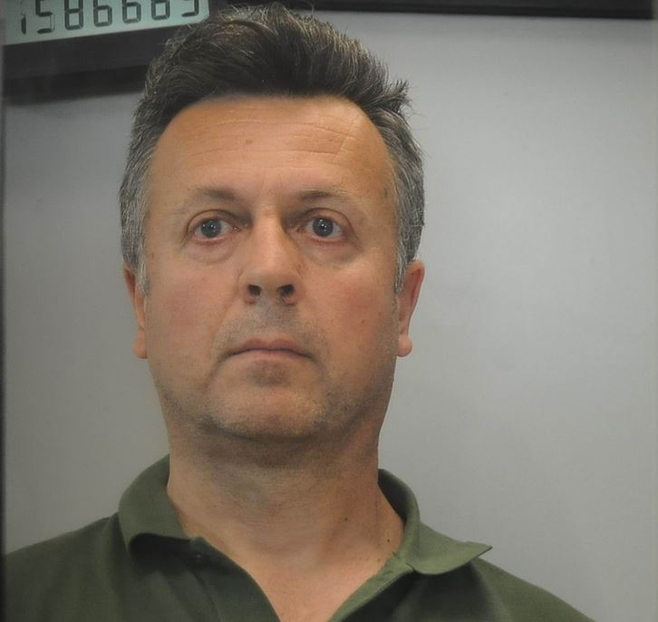 ΦΩΤΟ-Διακινούσε παιδική πορνογραφία