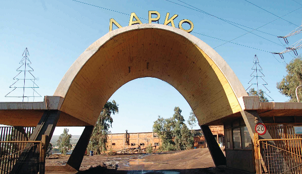 Απειλεί να αυτοκτονήσει δεύτερη φορά