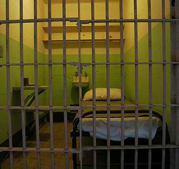 Αιματηρό επεισόδιο στις φυλακές Λάρισας