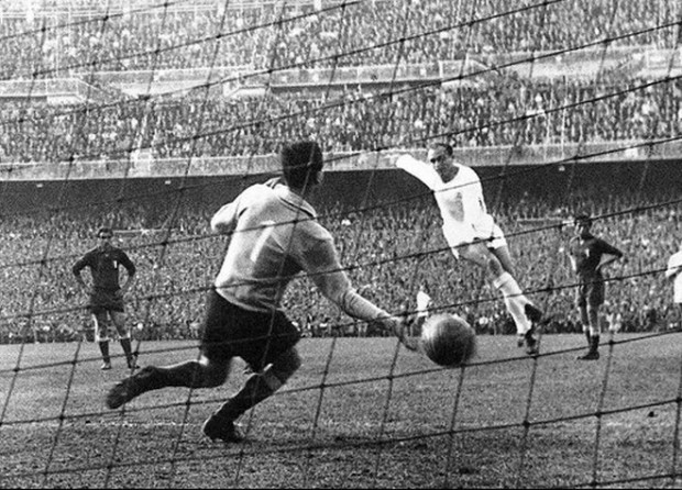 Παγκόσμια θλίψη για τον Ντι Στέφανο