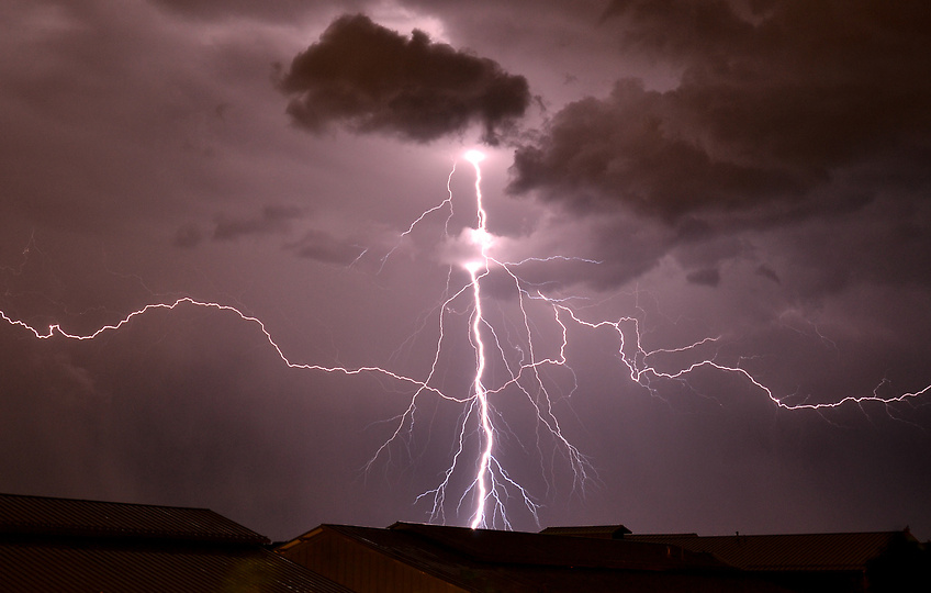 Διακοπές ρεύματος από κεραυνούς στα Γιάννενα