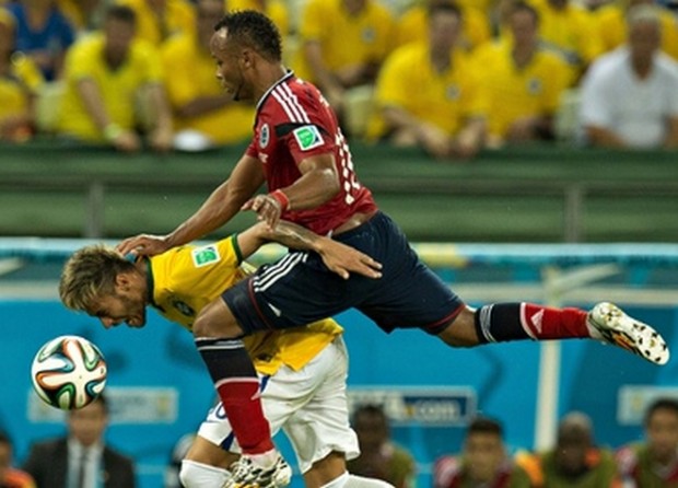 Ο Μαραντόνα στο πλευρό του Ζουνίγια