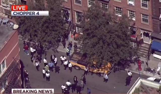 Τρεις τραυματίες και ένας νεκρός σε ανταλλαγή πυρών στο Μανχάταν