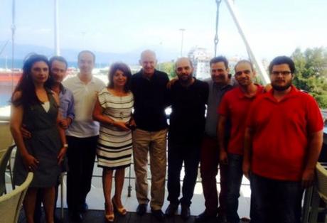 ΦΩΤΟ-Στην Πάτρα για καφέ ο Παπανδρέου