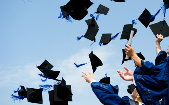 Ο χάρτης των υποτροφιών σε Ελλάδα και εξωτερικό