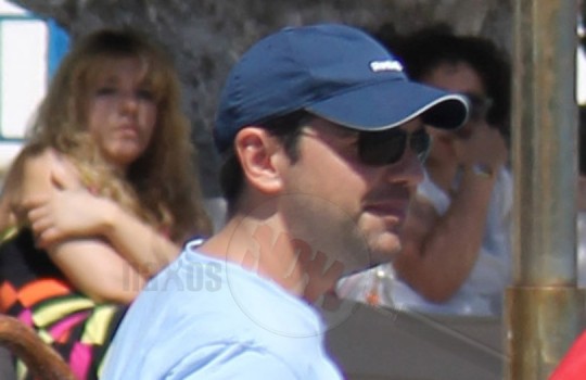 ΦΩΤΟ-Στη Νάξο για διακοπές ο Τσίπρας