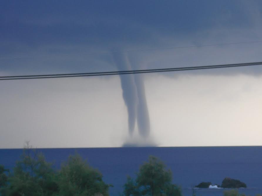 ΦΩΤΟ-Διπλός υδροστρόβιλος στο Πήλιο