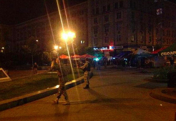 ΒΙΝΤΕΟ-ΦΩΤΟ-Συγκρούσεις στην πλατεία του Κιέβου