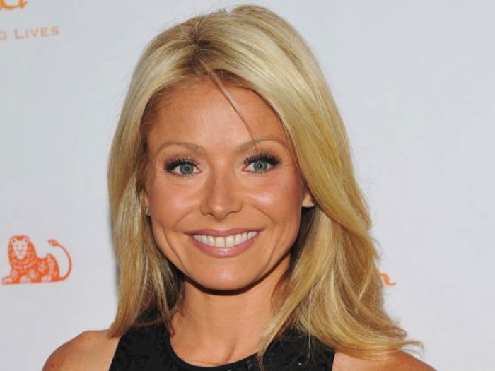 ΦΩΤΟ-Η Αμερικανίδα παρουσιάστρια που ενθουσιάστηκε με την Ελλάδα